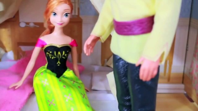 Anna PRANKS Kristoff Play Doh Bug Sandwich Trick Disney Frozen AllToyCollector обработано