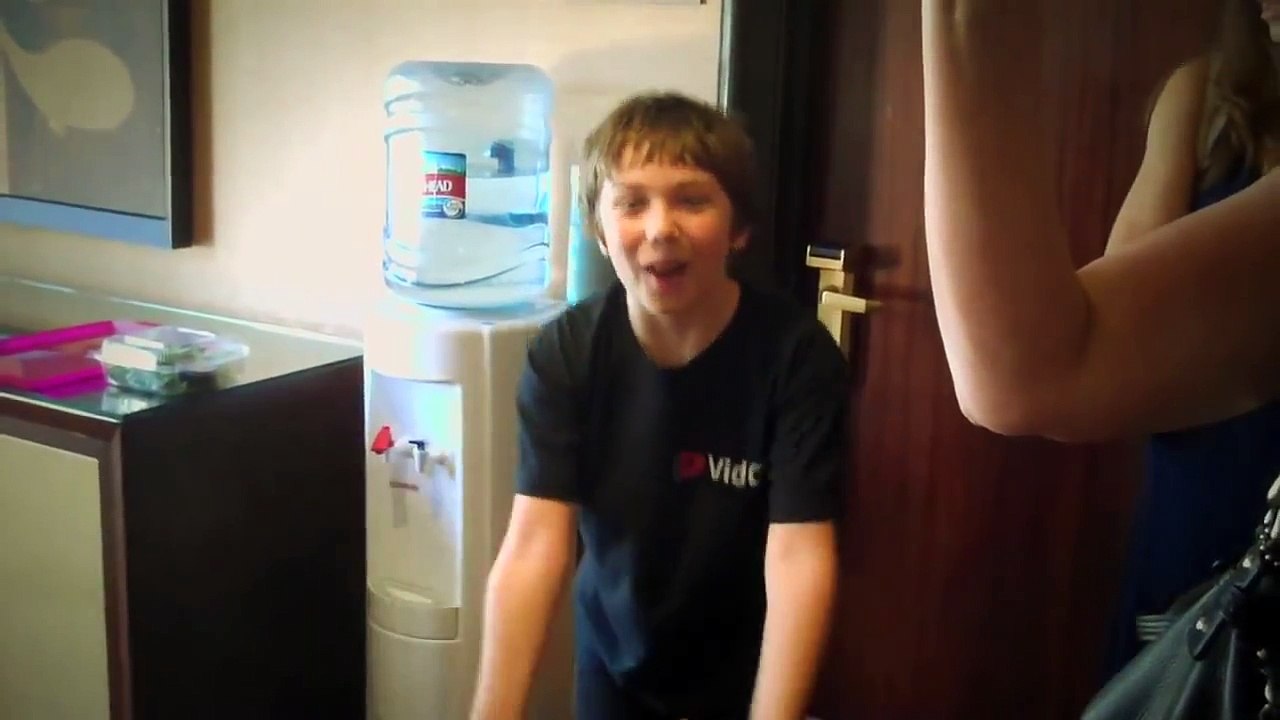 Kids React Vidcon: Behind The Scenes