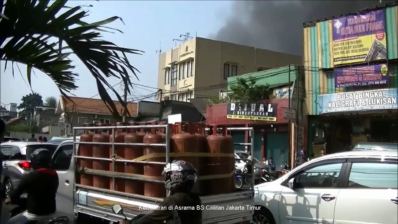 Kebakaran di Asrama BS Cililitan Jakarta timur