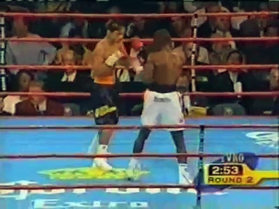Pacquiao vs Ledwaba (June 2001) 'Highlights'