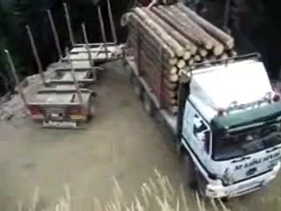 the best truck driver in the world.wmv