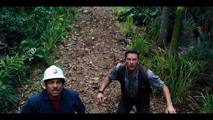 (Extrait) Jurassic World : Owen échappe au Rex Paddock