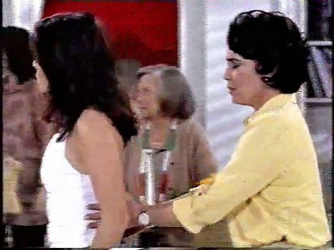 Desejos de Mulher 37 - Selma é presa , mas Andreá consegue livrá