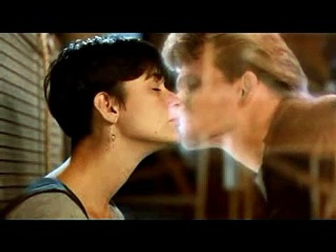 GHOST-FANTASMA-PATRICK SWAYZE E DEMI MOORE-THE FINAL SCENE