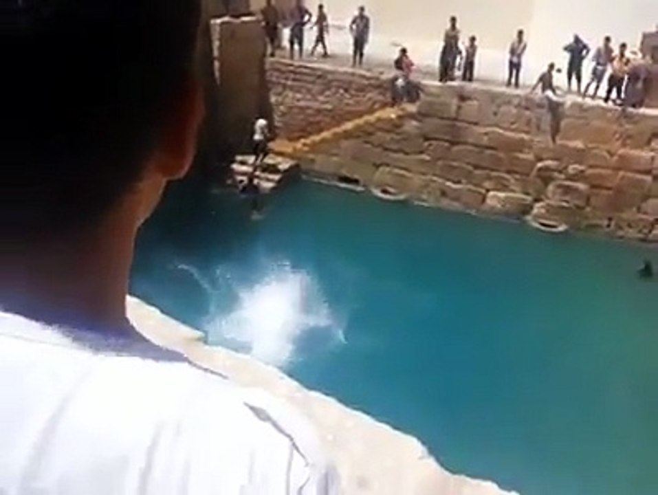 Swimming pool's trick awsoum