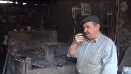 Yarım Asırdır Demir Dövüyor