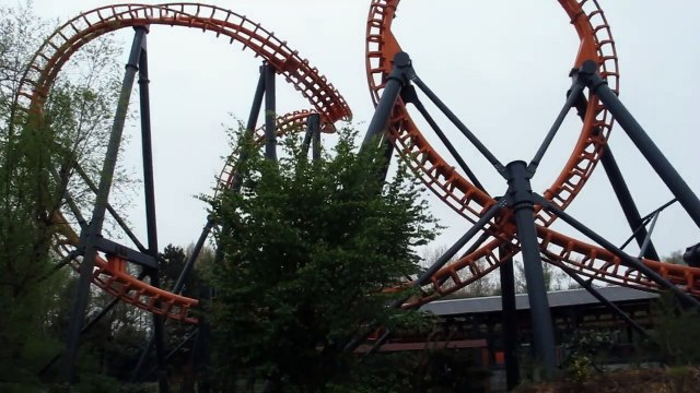 Le Triops, l'attraction la plus rapide et vertigineuse de Bagatelle