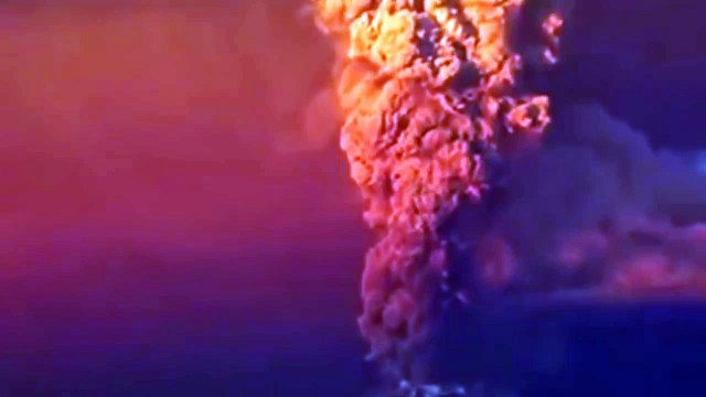 OVNI en Erupción del Volcán Calbuco - UFO in Calbuco Volcano Eruption