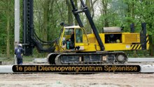 Eerste paal Dierenopvangcentrum / Spijkenisse 2015
