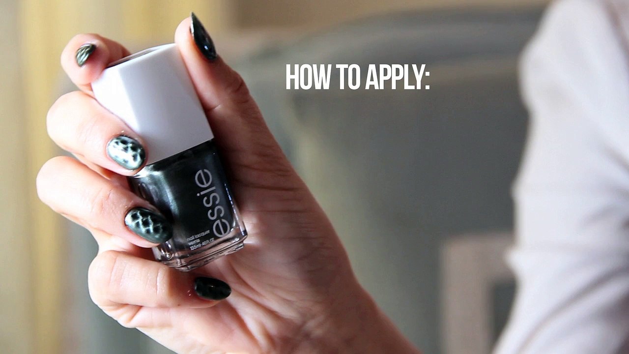 How to Apply  Magnetic Nail polish