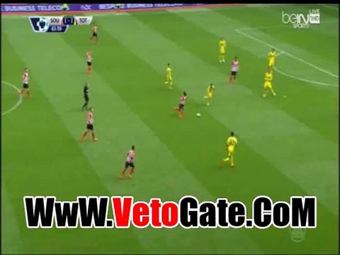 بيلى يتقدم بالهدف الثانى ساوثهامتون فى مرمى توتنهام