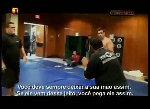 ‪Steven Seagal Training with Lyoto Machida‏