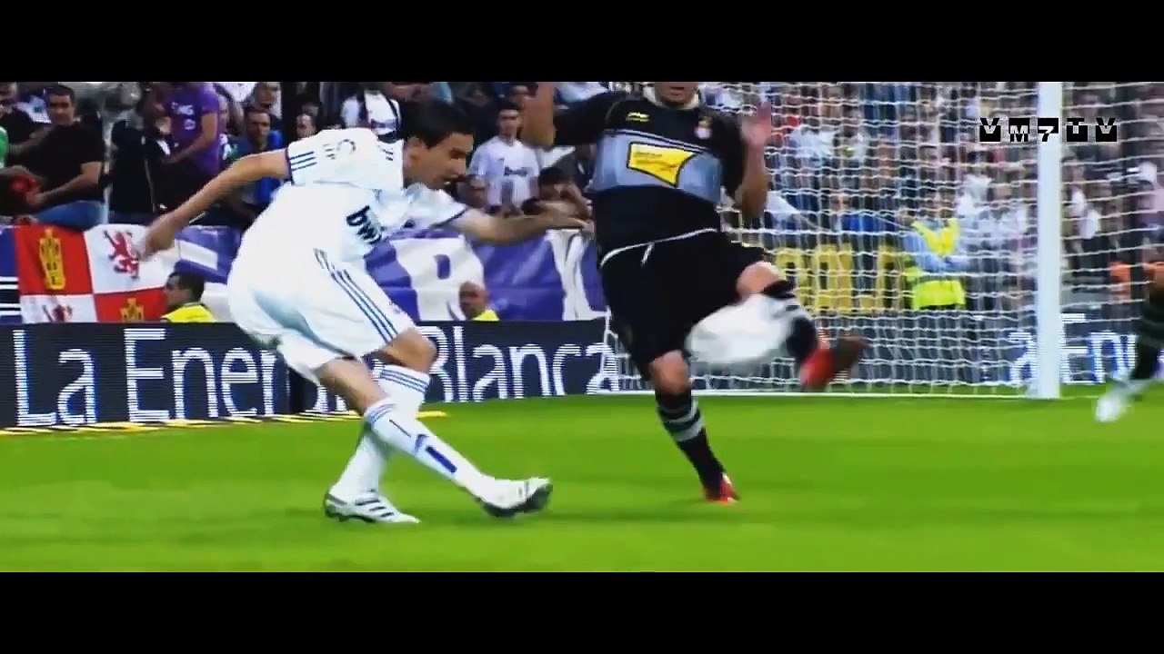 Barcelona vs Real Madrid   Super Skills Battle CR7, Messi, Zidane, Ronaldinho & more