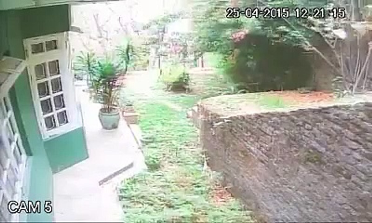 Tremblement de terre au Nepal, 25 avril - Caméra de sécurité