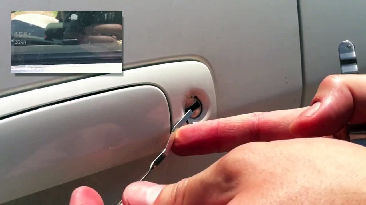 Picking the Honda Civic Ignition