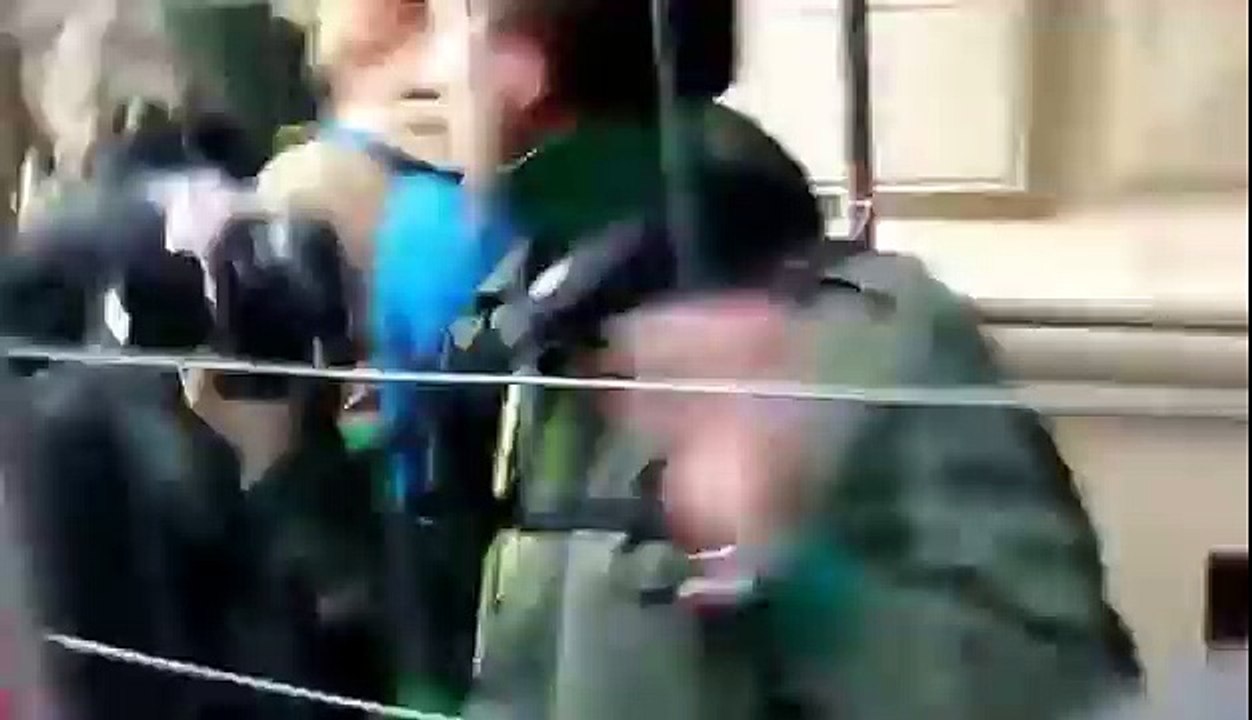 FCKFRNTX: German director of Frontex get what he deserves