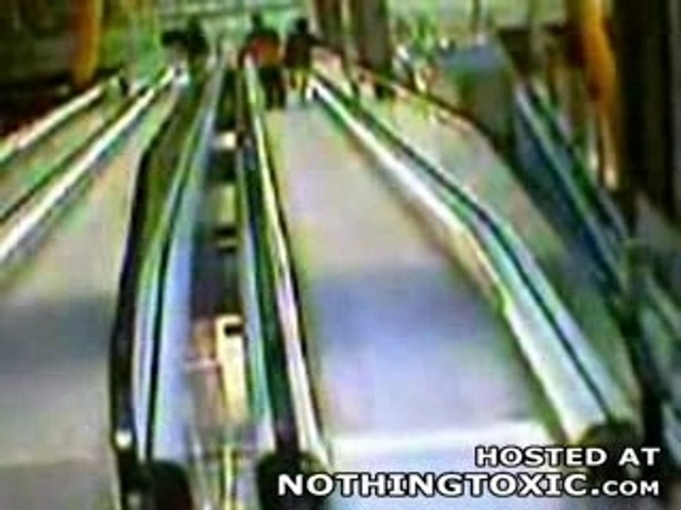 Chute en escalator