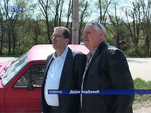 Uređenje osnovne škole u Brestovcu, 26. april 2015. (RTV Bor)