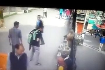 Monkey Teaches a Well Deserved Lesson to Boy for an Insulting Hand Gesture
