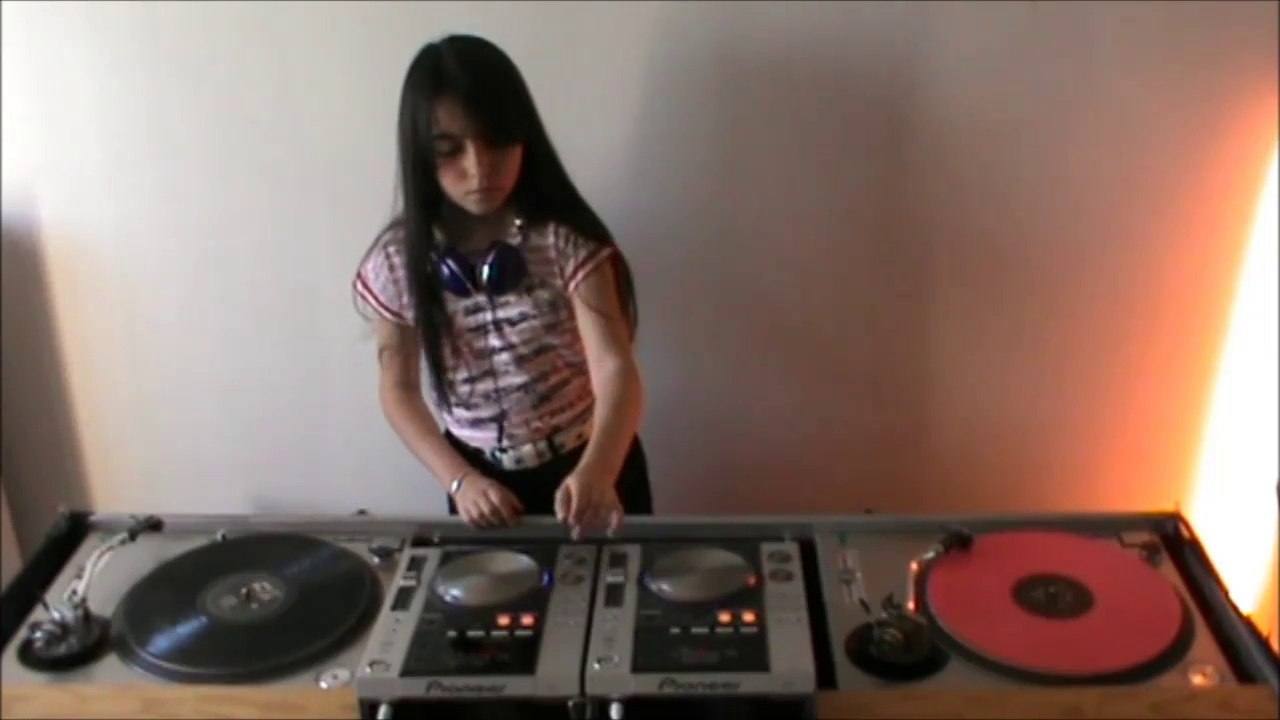 Dj Eva mix Zhu, Madonna, Daft Punk et Wankelmut & Emma Louise