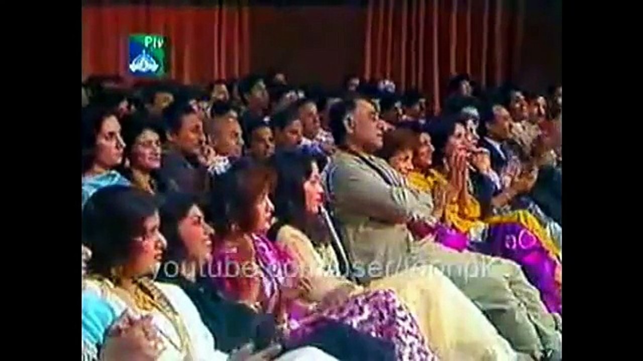 pakistan national (milli) song , hum sab hen lehrain kinara pakistan hai...by NADEEM