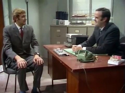 Monty Python’s flying circus – Interview and salesman