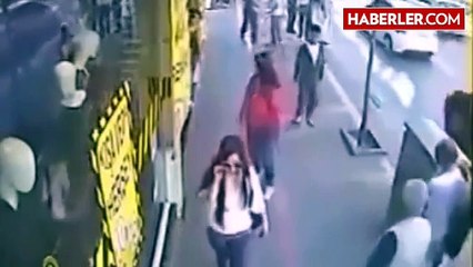 Artistlenen 3 Çocuğu Tek Başına Döven Liseli