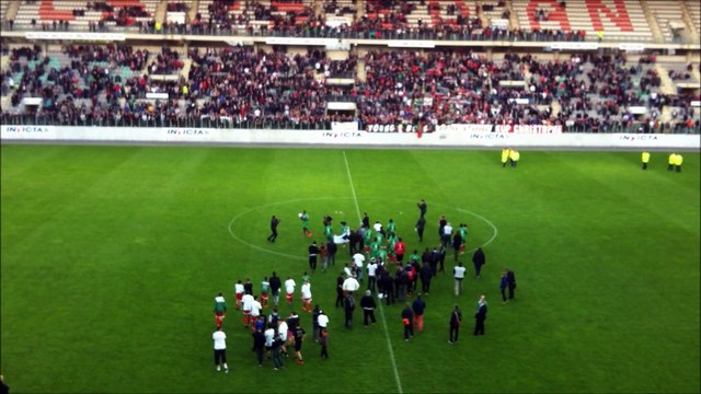 Supporters et joueurs sedanais fêtent la montée en National