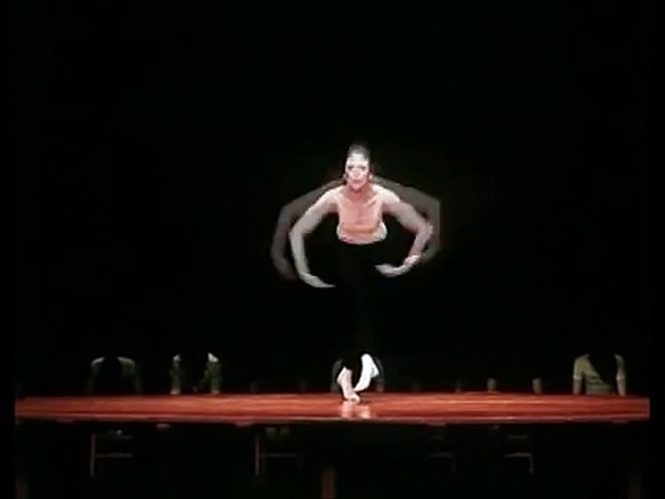 Maya Plisetskaya - Bolero (choreography by Maurice Béjart)