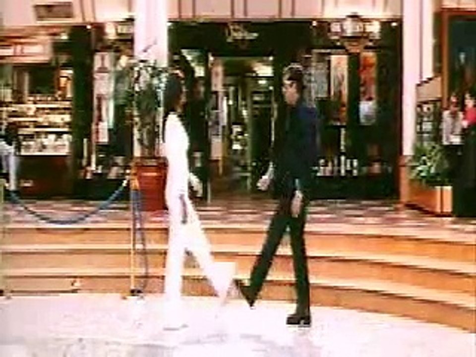 Ek Ladki Chahiye Khaas Khaas Jo Ilar Biyeh Pass-Kyo Kii... Main Jhuth Nahin Bolta