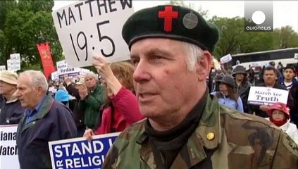 Detractores del matrimonio gay en EE.UU contra la decisión del Supremo de su legalización