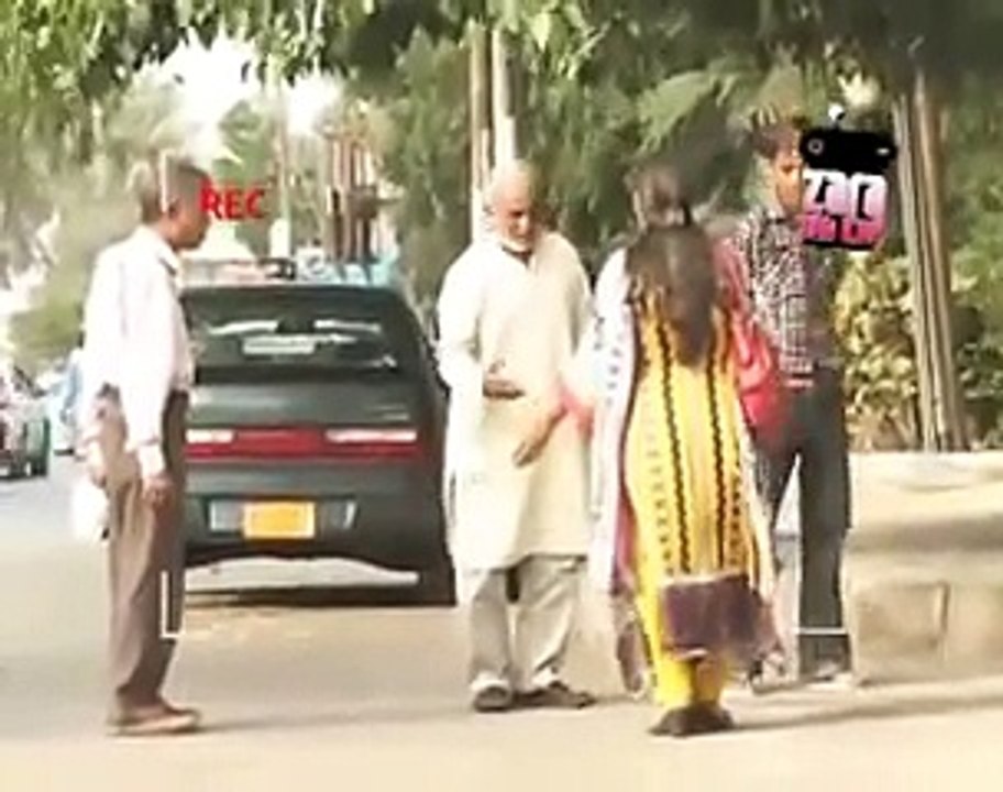 ZARA HUT KAY 2015 ✔ - MERE RING DHOONDH DO - pakistani funy clips,pakistani funy clips -Fun Dekho