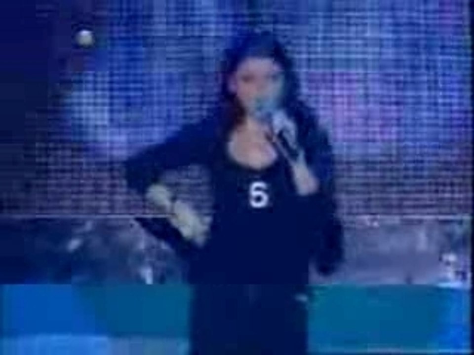 Haifafallingonstage