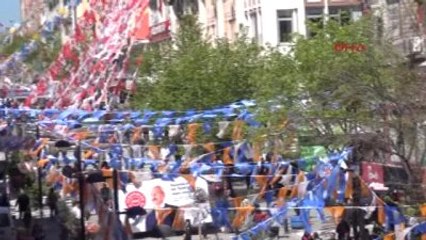 Avcılar'daki Seçim Kampanyasında Büyük Çekişme