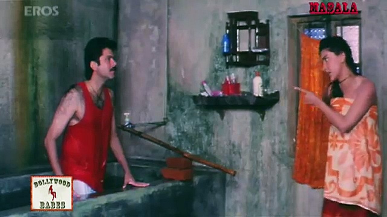 Shocking Juhi Chawla caught taking bath