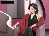 Meera speaks ”Gulabi English” in Tv Show