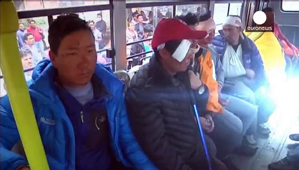 Deprem Himalayalar'da çığa yol açtı: En az 17 ölü