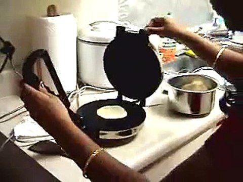 Electric Roti maker-Chapati Maker available in Pakistan call-03330255979