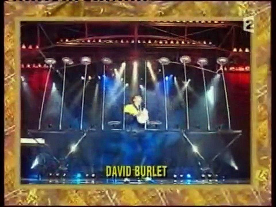 David Burlet Le plus grand cabaret du monde Artiste Cirque Comedy agentur artisten plate act