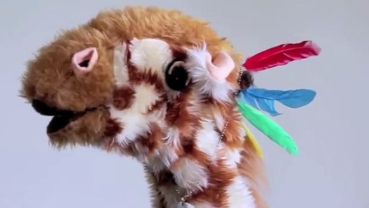 Geraldine the Giraffe learns /n/ sound - video dailymotion