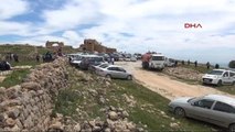 Mardin - Mezra Yolu, 35 Yıl Sonra Yapılınca Köylüler Mevlit Verdi