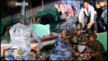 Nepal in humanitarian disarray as quake toll rises
