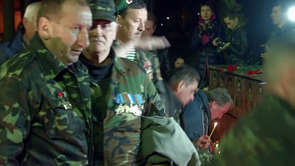 Ukraine: Porochenko rend hommage aux victimes de Tchernobyl