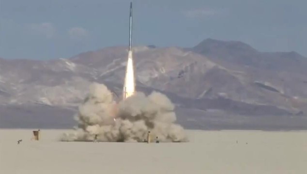 Запуск самодельной ракеты в космос