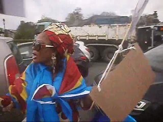 25 AVRIL 2015? MALUKU 450 CORPS BRUXELLES BLOQUER.KABILA TUE.