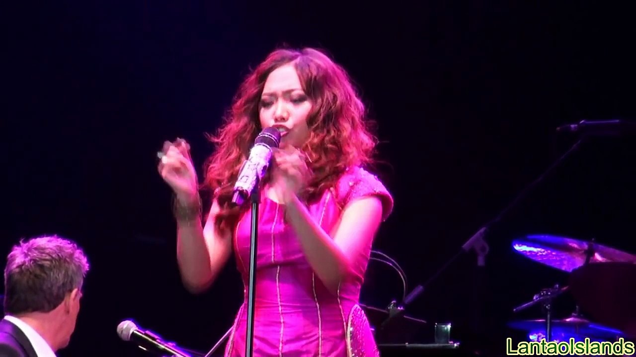Charice - Bodyguard Medley, David Foster Manila Philippines Oct 23 2010