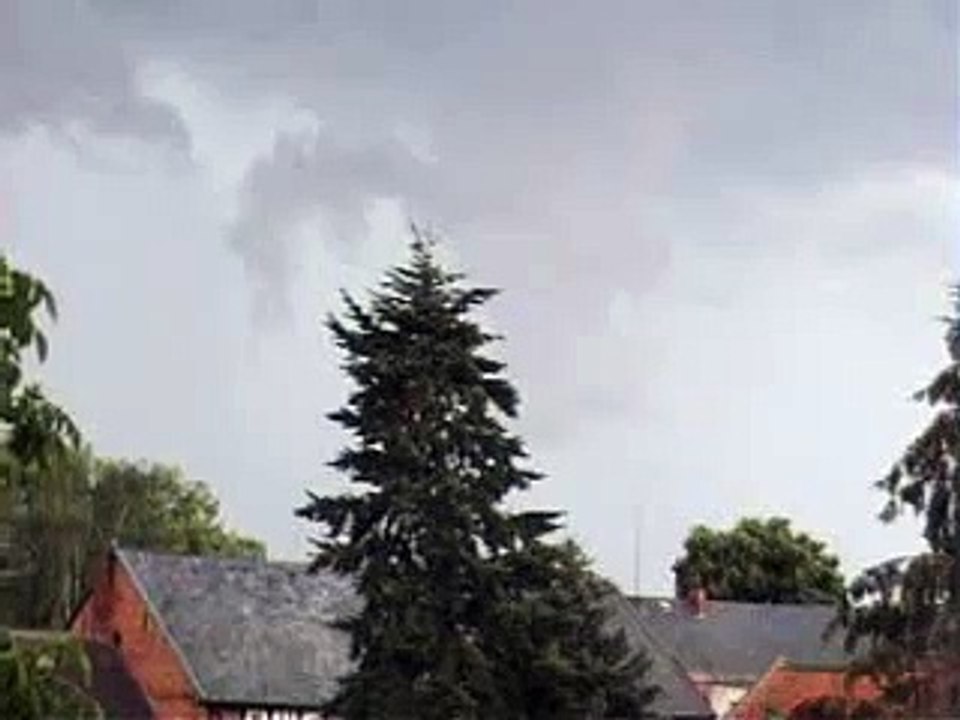 awesome tornado warning and lightning strike