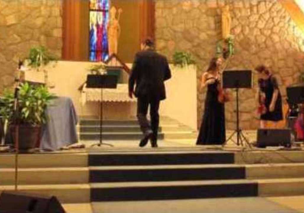 Arpeggio Proves Too Much for Unsteady Pianist