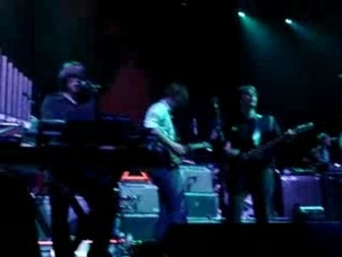 Arcade Fire - No cars go