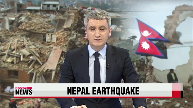 Rain and aftershocks hamper rescue operations in Nepal